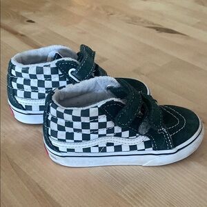 Vans Green and White Sneakers with Classic Design